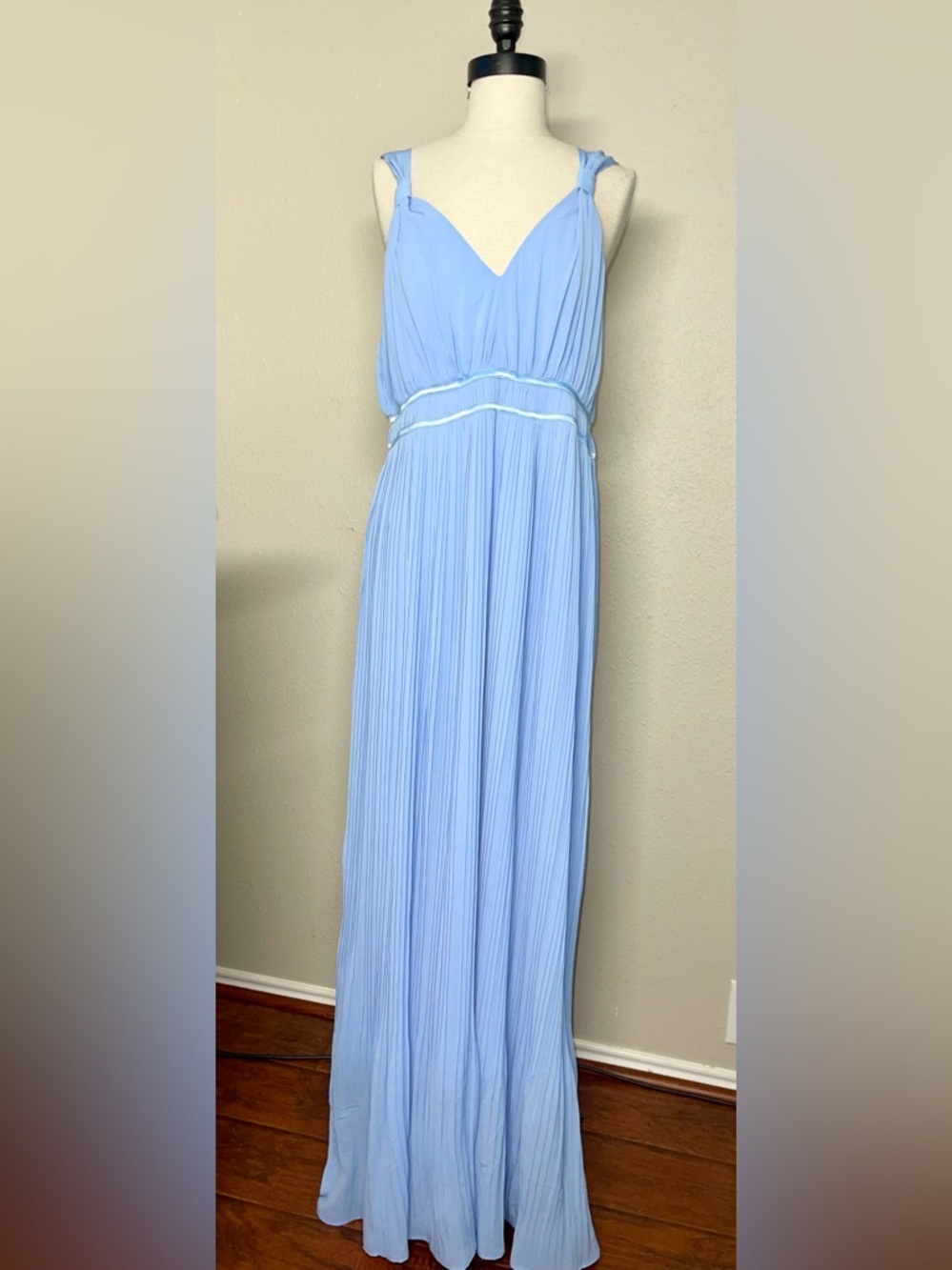 MWT Oyrosy Light Blue Pleated Sleeveless Maxi Dress M